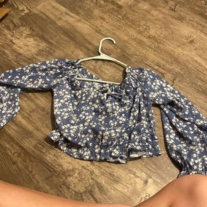 long sleeve blue crop top, never worn, flowy arm sleeves